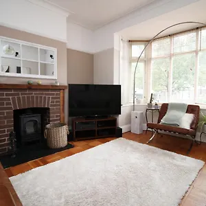 Melrose By Ty Sa - 4 Bedroom House In Holiday home